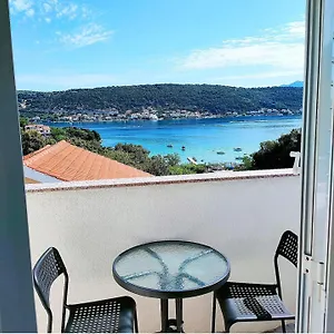  Apartment Rab Island Del Sole