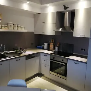  Apartment Nana